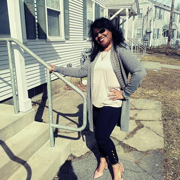 Meet your Posher, Guadalupe - Picture 1 of 1